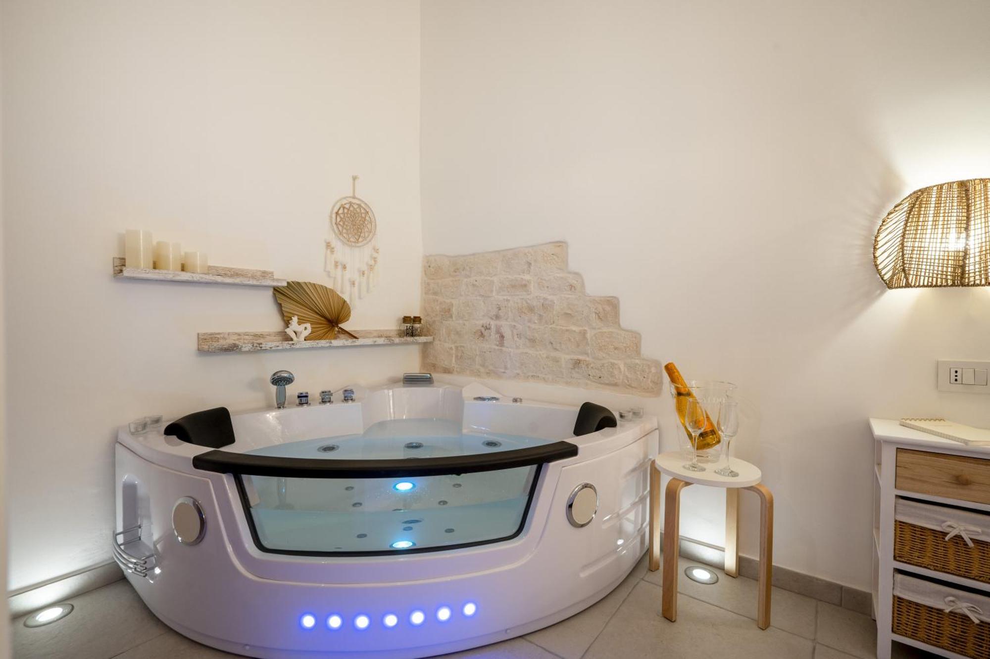 Dimora Giulia Luxury Suite And Room Castellana Grotte Exterior photo