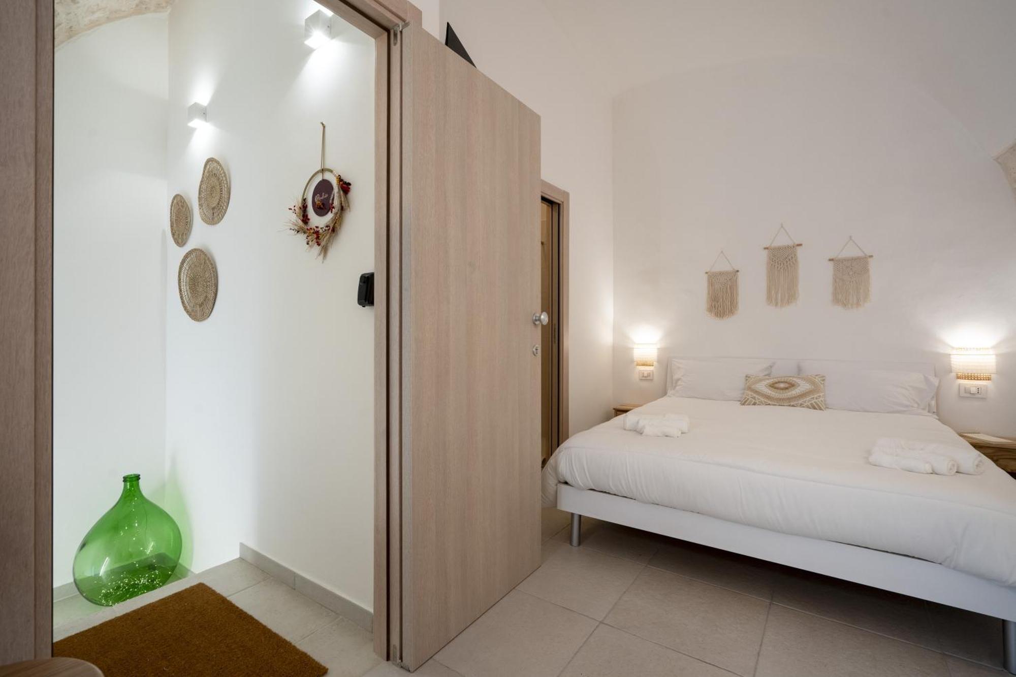 Dimora Giulia Luxury Suite And Room Castellana Grotte Exterior photo